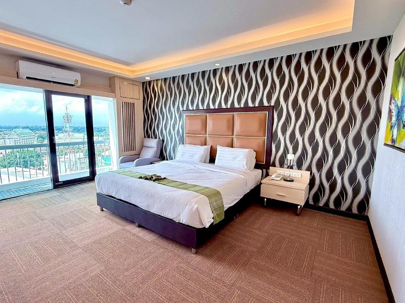 Pailyn Phitsanulok Hotel - Oda
