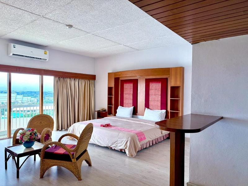 Pailyn Phitsanulok Hotel - Oda