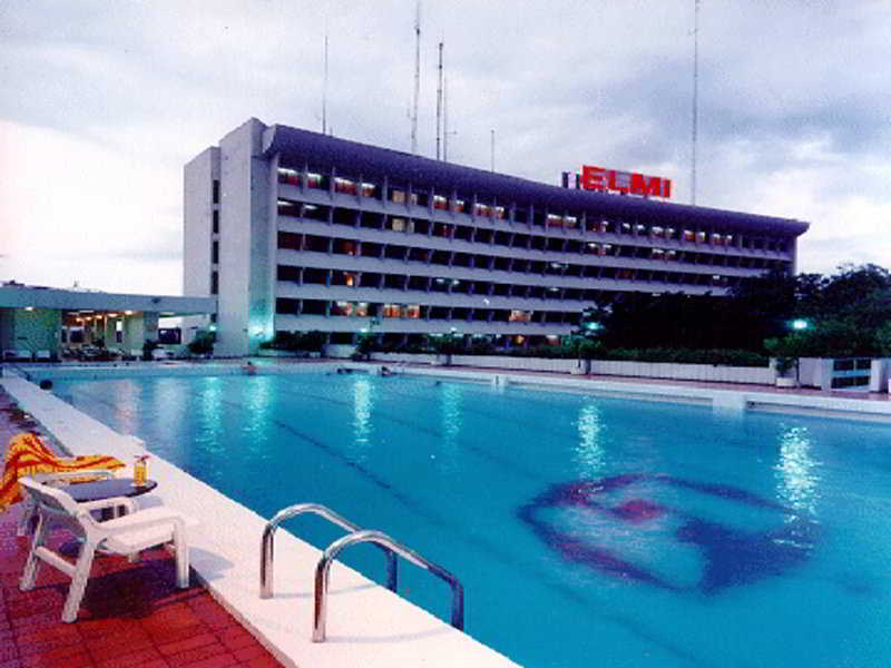 Elmi Hotel Surabaya fotoÄŸrafÄ±