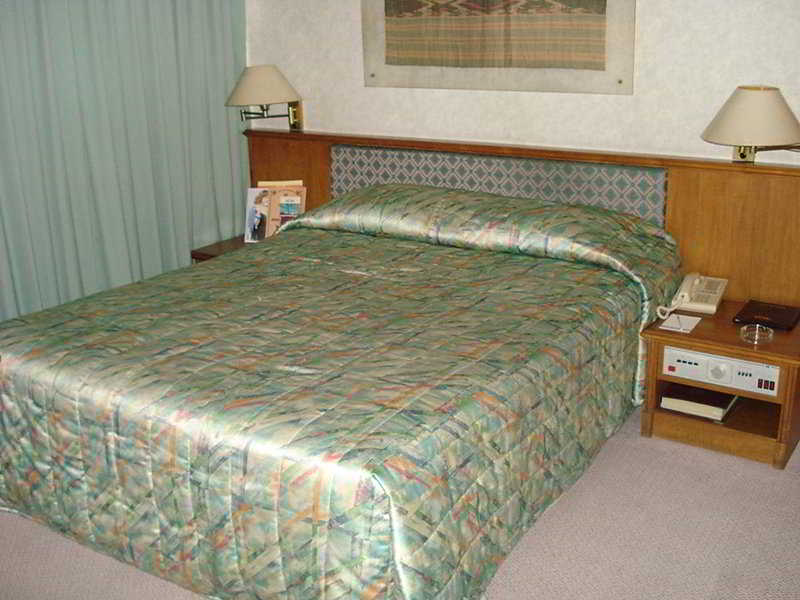 Elmi Hotel Surabaya fotoÄŸrafÄ±