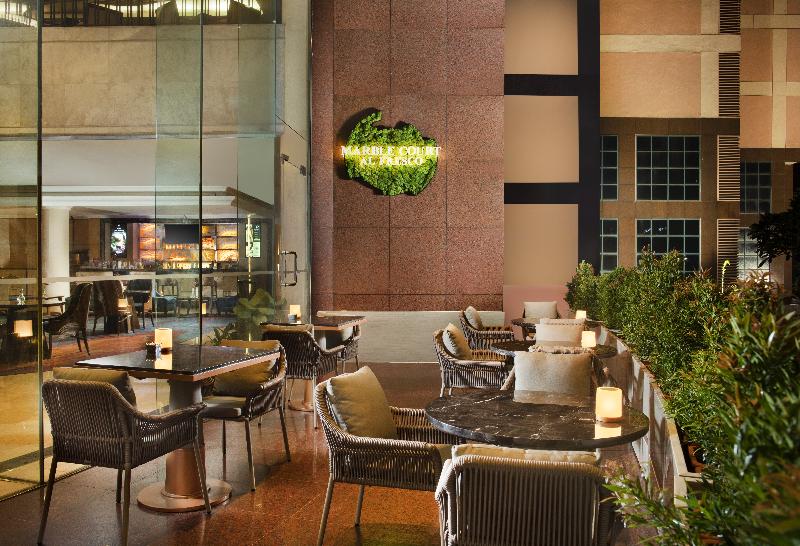 Hotel Ciputra Jakarta managed by Swiss-Belhotel - Bar