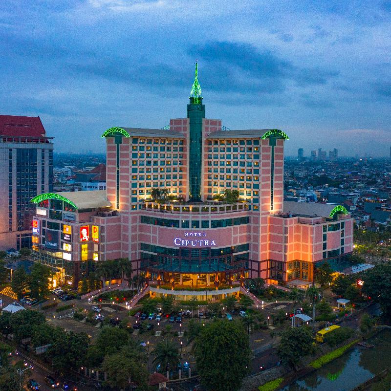 Hotel Ciputra Jakarta managed by Swiss-Belhotel - Genel