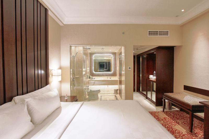 Hotel Ciputra Jakarta managed by Swiss-Belhotel - Oda