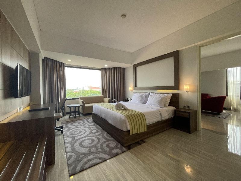 Horison Ultima Bandung - Oda
