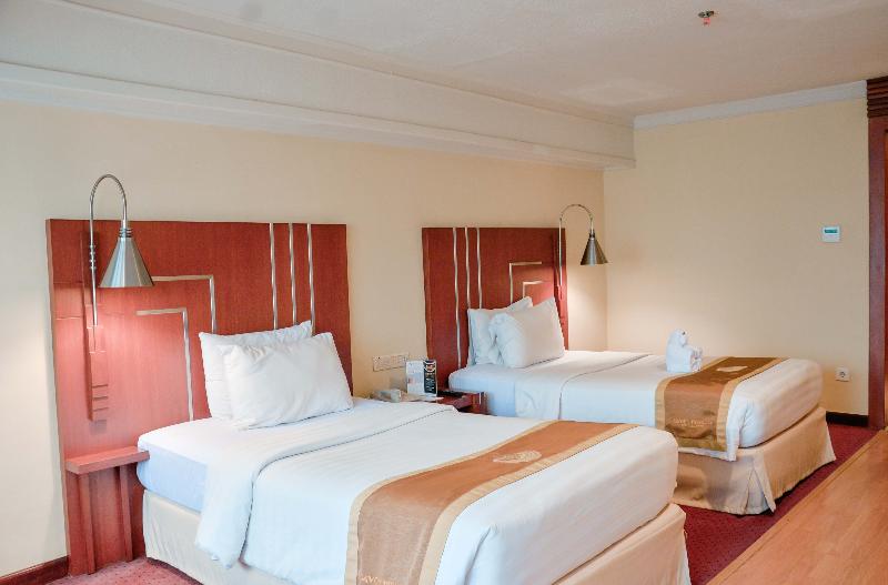 Hotel Savoy Homann - Oda