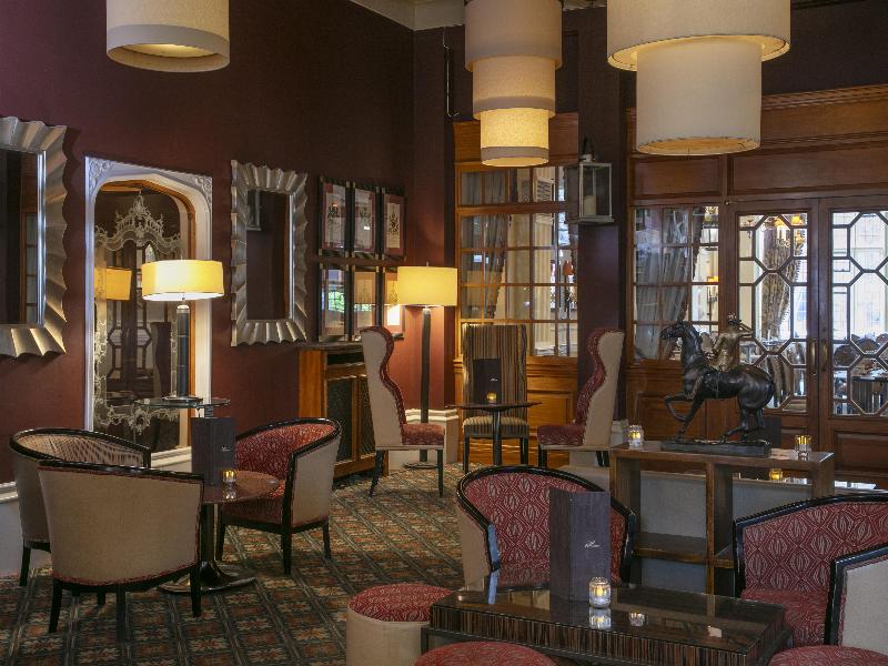 Best Western Plough & Harrow Hotel - Lobi