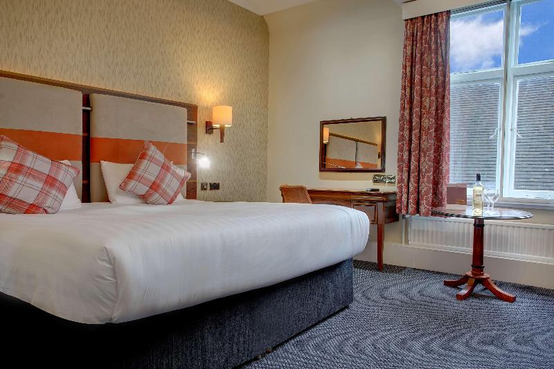Best Western Plough & Harrow Hotel - Oda