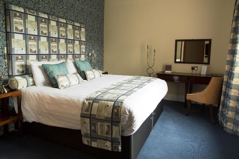 Best Western Plough & Harrow Hotel - Oda