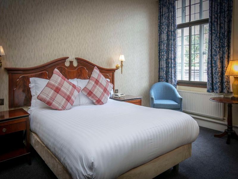 Best Western Plough & Harrow Hotel - Oda