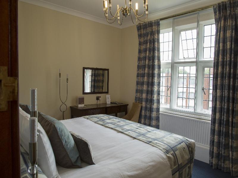 Best Western Plough & Harrow Hotel - Oda