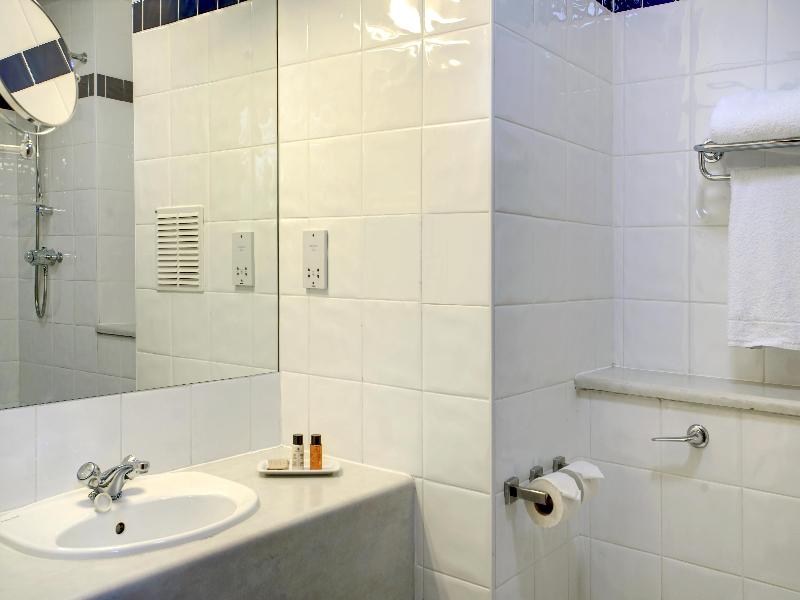 Best Western Plough & Harrow Hotel - Oda