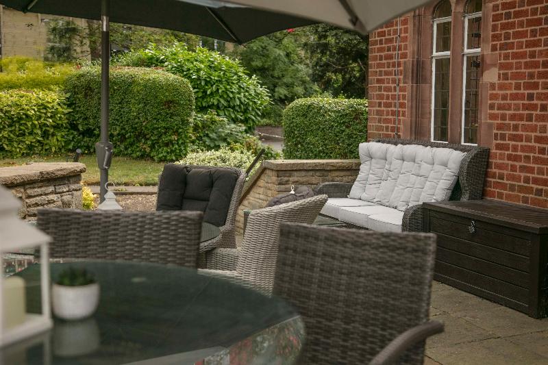 Best Western Plough & Harrow Hotel - Restoran