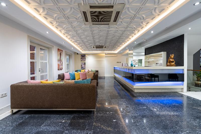 Puding Hotel - Lobi