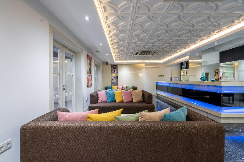 Puding Hotel - Lobi