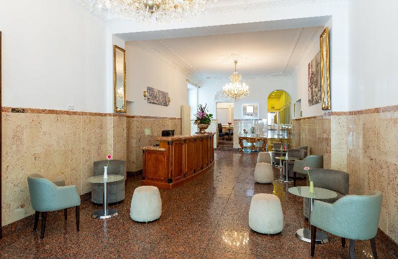 Leonardo Hotel Berlin KU’DAMM - Lobi
