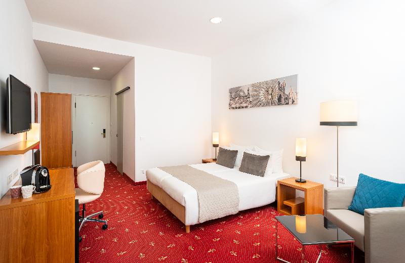Leonardo Hotel Berlin KU’DAMM - Oda