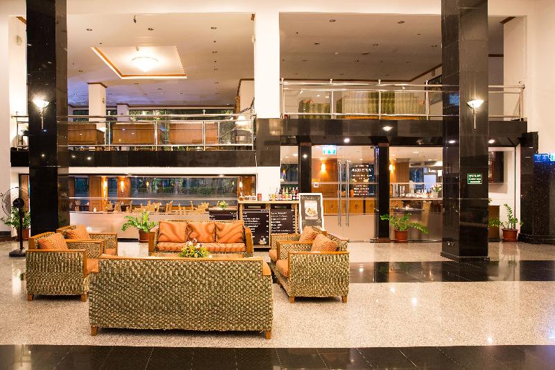 C H Hotel Chiang Mai - Lobi