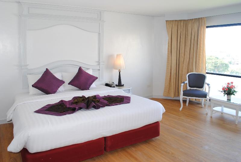 C H Hotel Chiang Mai - Oda