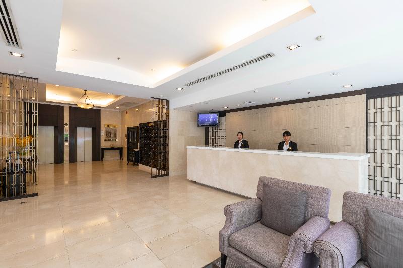 Cape House Langsuan - Lobi