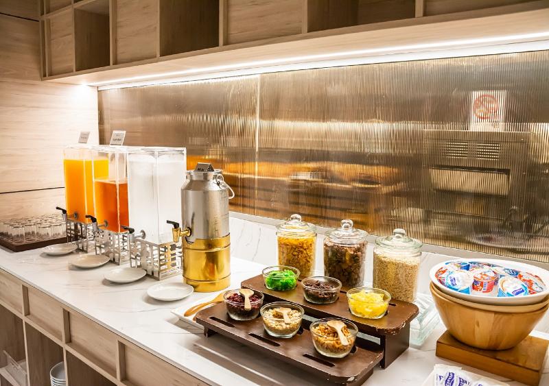 Centre Point Hotel Sukumvit 10 - Restoran