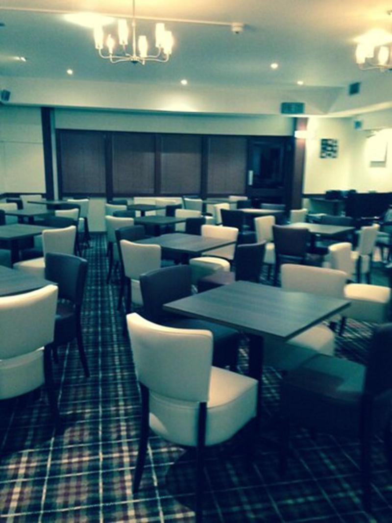 King Robert Hotel - Lobi