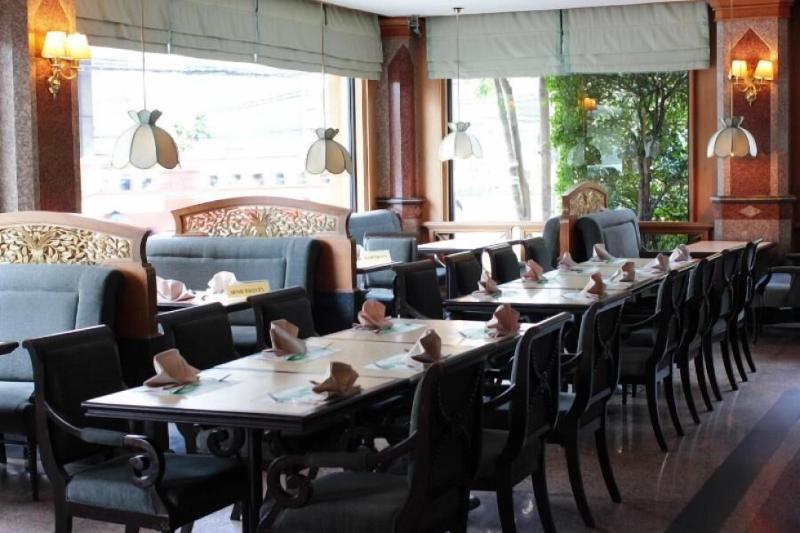 S D Avenue - Restoran