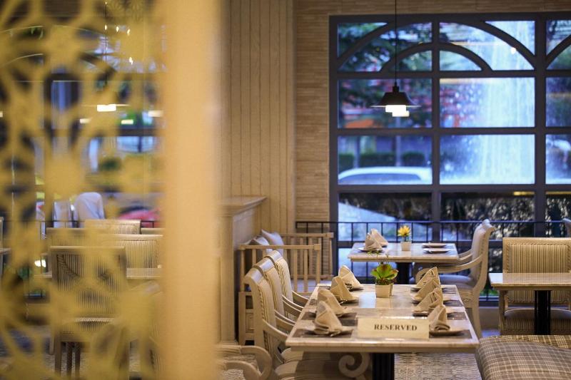 S D Avenue - Restoran