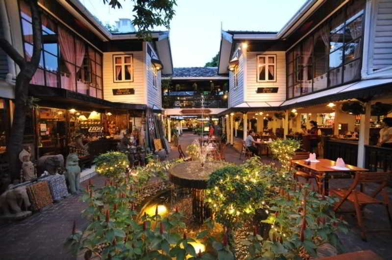Silom Village Inn otel fotoğrafı