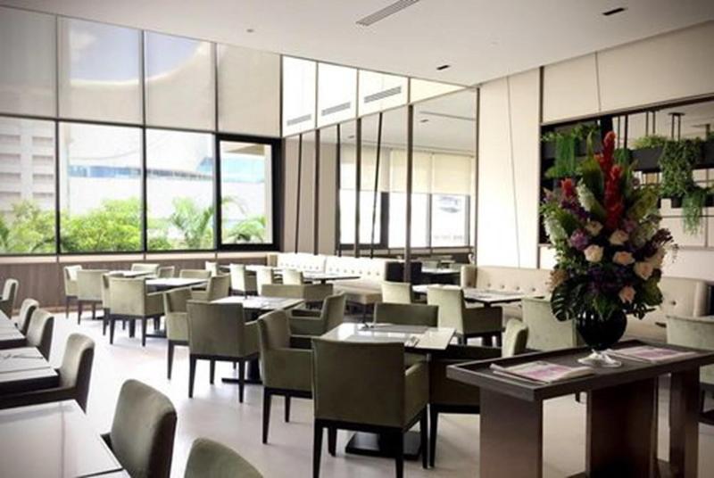 Bliston Suwan Park View Bangkok - Restoran