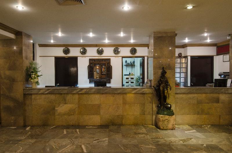 The Tarntawan Hotel Surawong Bangkok - Lobi