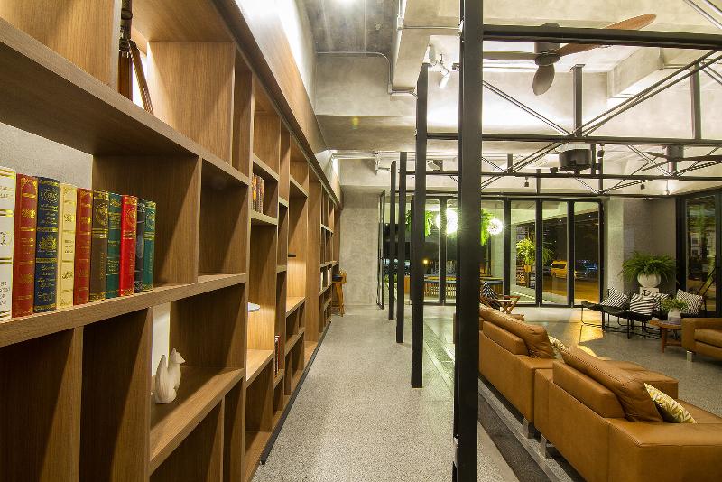 Bossotel Inn Chiang Mai - Lobi