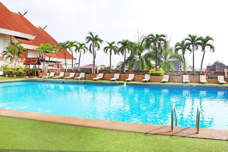 Chiang Mai Orchid Hotel - Havuz