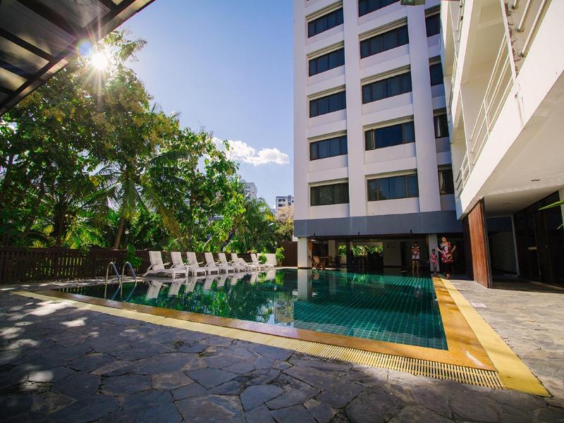 Chiang Mai Hill 2000 Hotel - Havuz