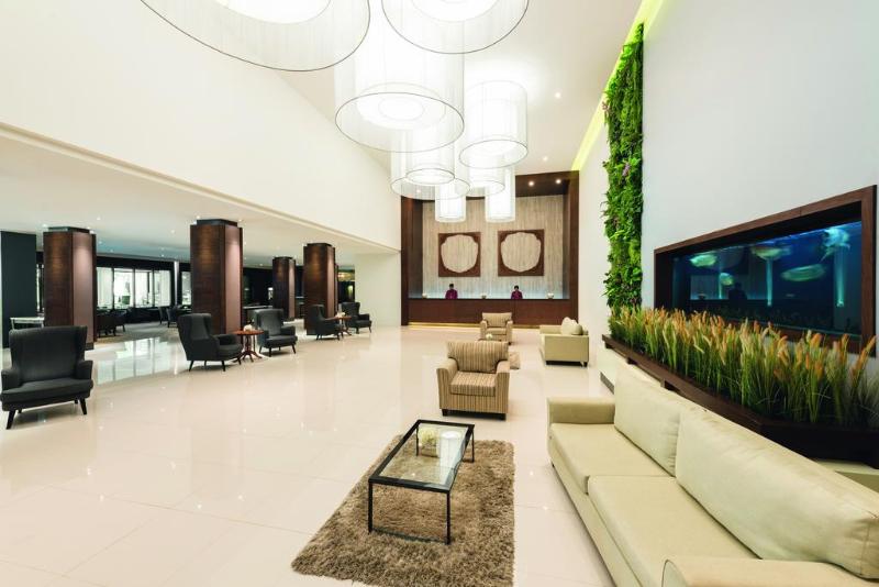 Movenpick Suriwongse Hotel Chiang Mai - Lobi
