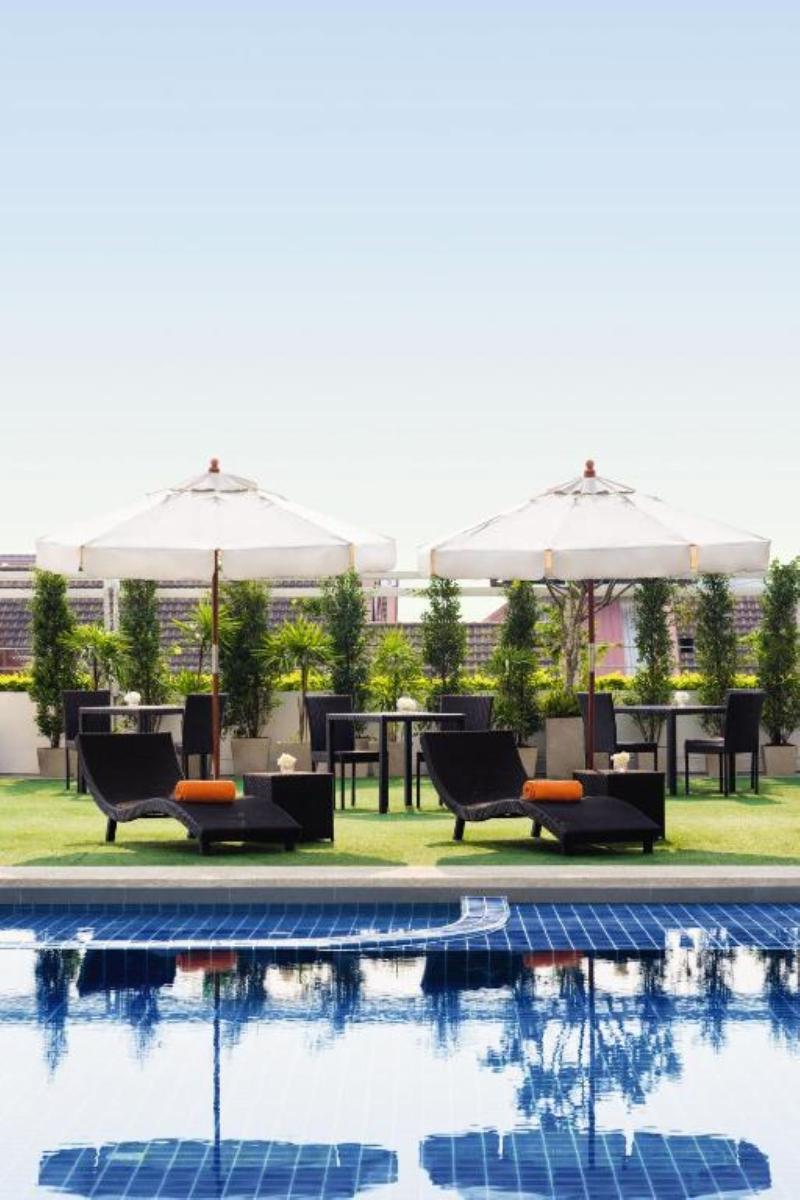 Movenpick Suriwongse Hotel Chiang Mai - Havuz