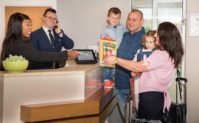 Holiday Inn Slough Windsor - Lobi
