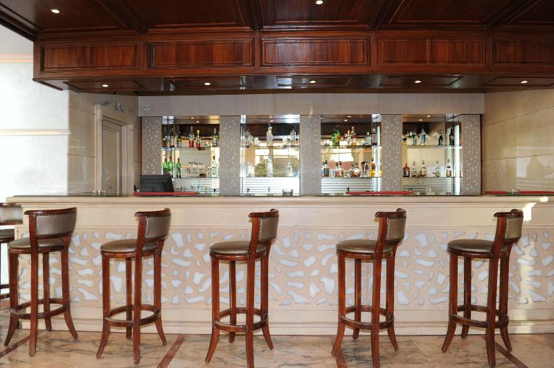 Le Zenith Hotel & Spa - Bar