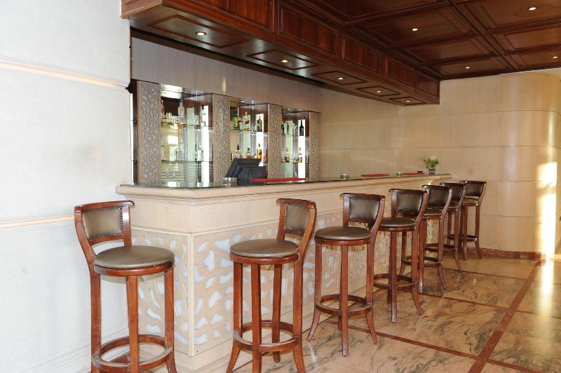 Le Zenith Hotel & Spa - Bar