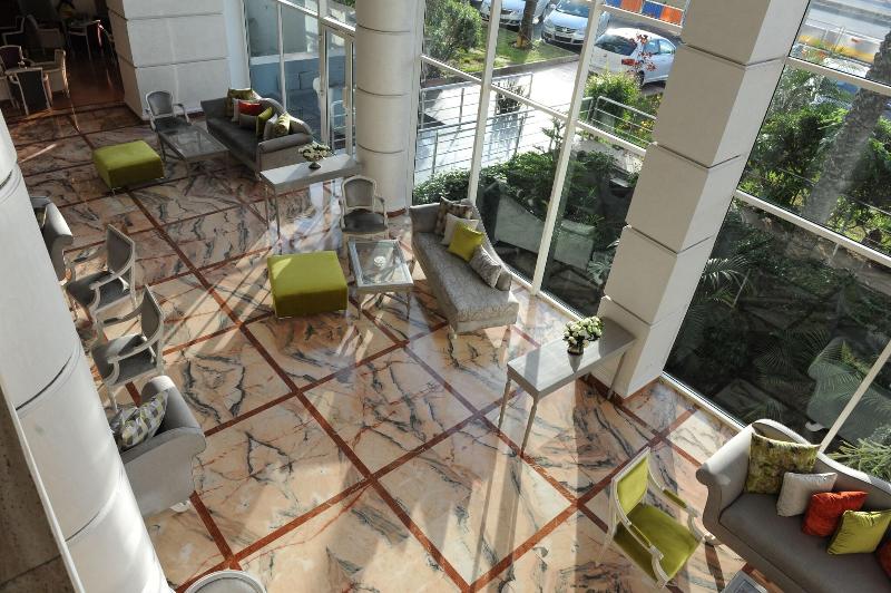 Le Zenith Hotel & Spa - Lobi