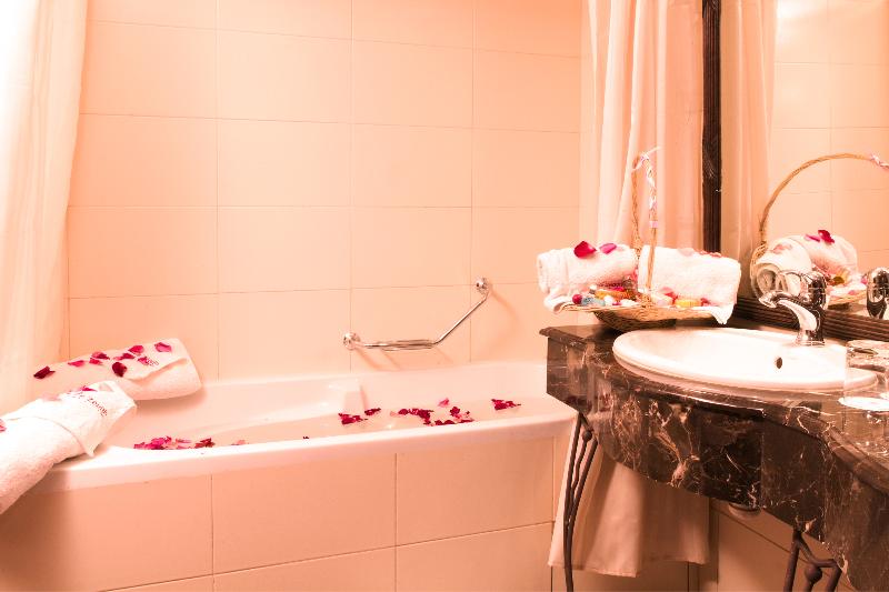 Le Zenith Hotel & Spa - Oda