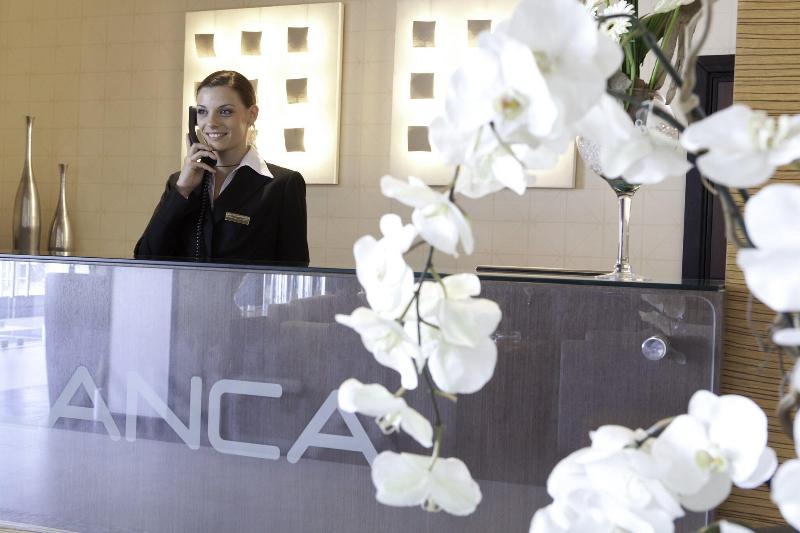 Villa Blanca Urban Hotel - Lobi