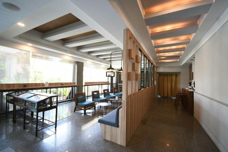 Coco Beach Hotel Jomtien Pattaya - Lobi