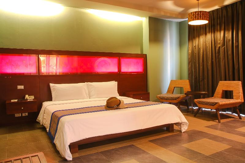 Long Beach Garden Hotel and Pavilions - Oda