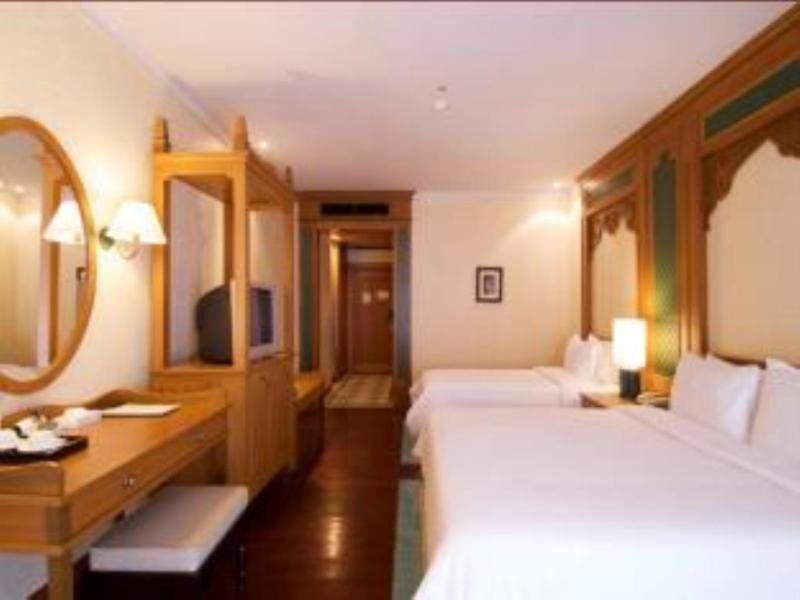 Long Beach Garden Hotel and Pavilions - Oda