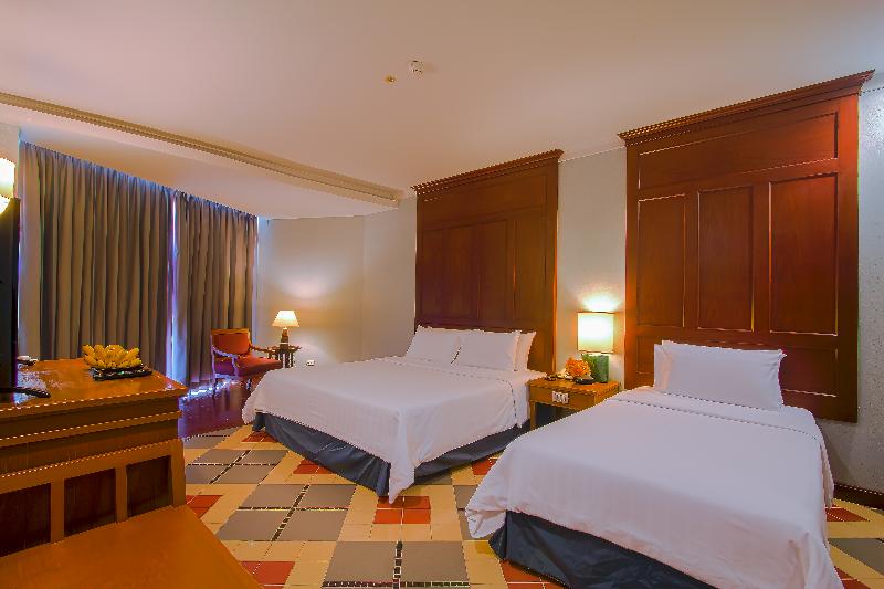 Long Beach Garden Hotel and Pavilions - Oda