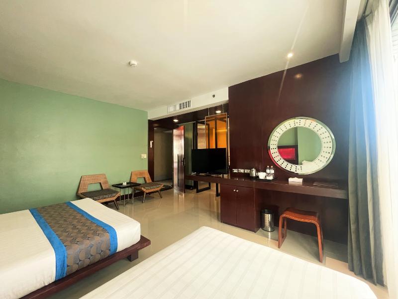 Long Beach Garden Hotel and Pavilions - Oda