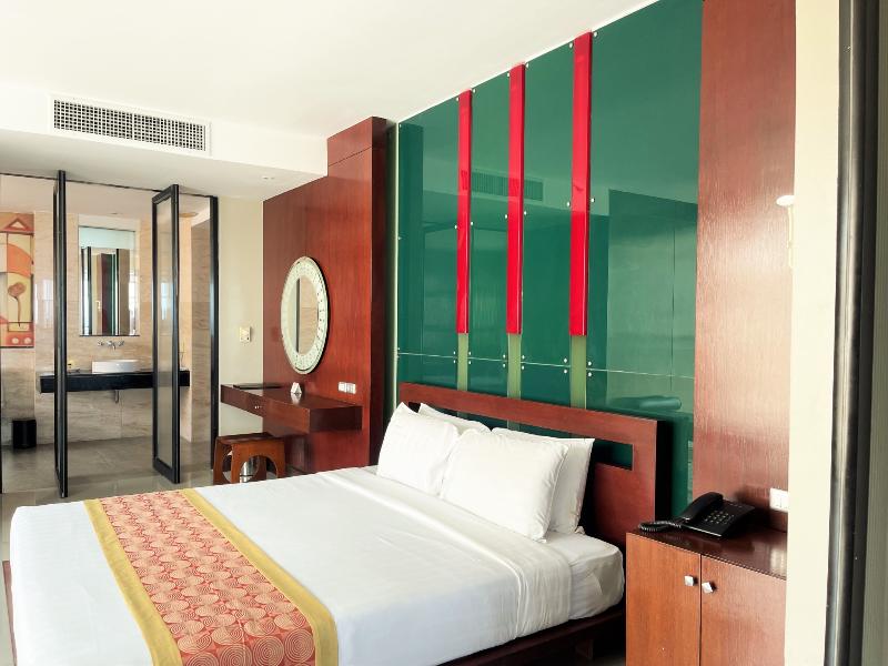 Long Beach Garden Hotel and Pavilions - Oda