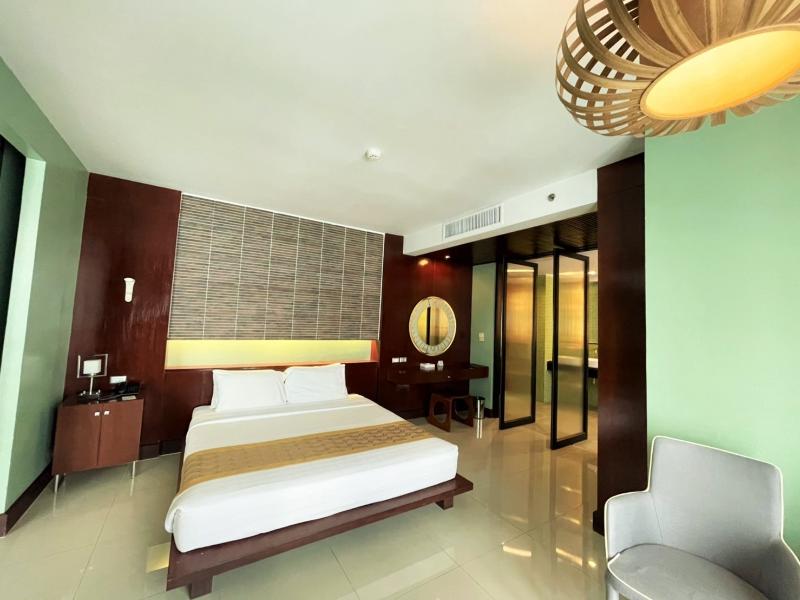 Long Beach Garden Hotel and Pavilions - Oda
