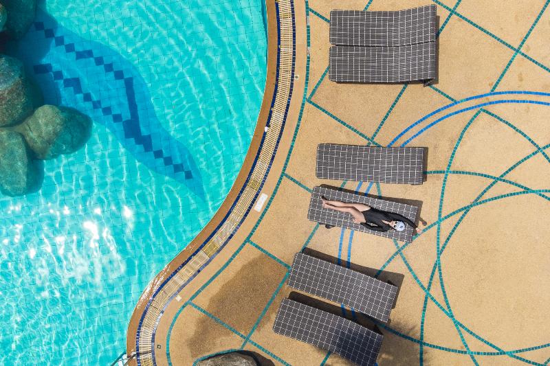 Long Beach Garden Hotel and Pavilions - Havuz