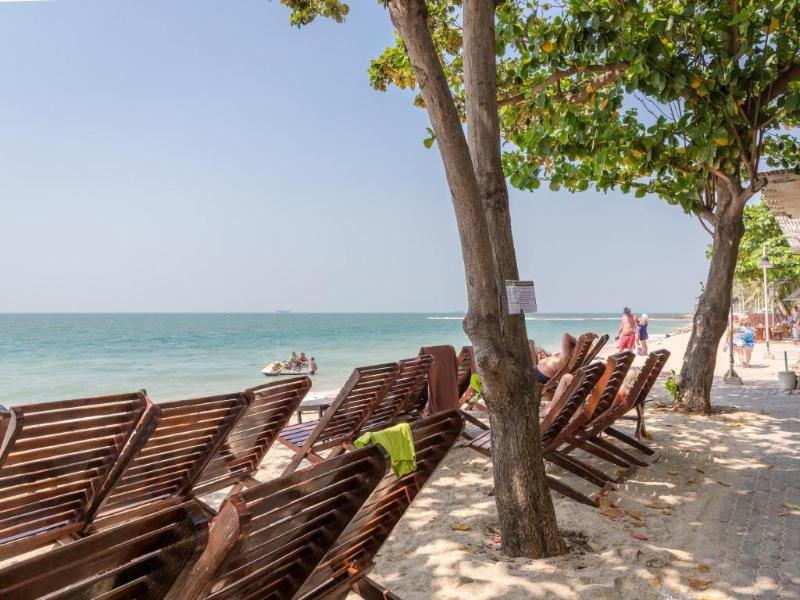 Long Beach Garden Hotel and Pavilions - Plaj